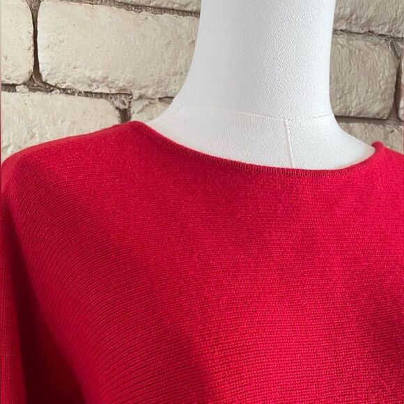 Michael Kors Red Knit Sweater with Gold Zipper - Picture 2 of 7